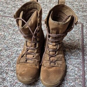 Nike Brown Men's Boots